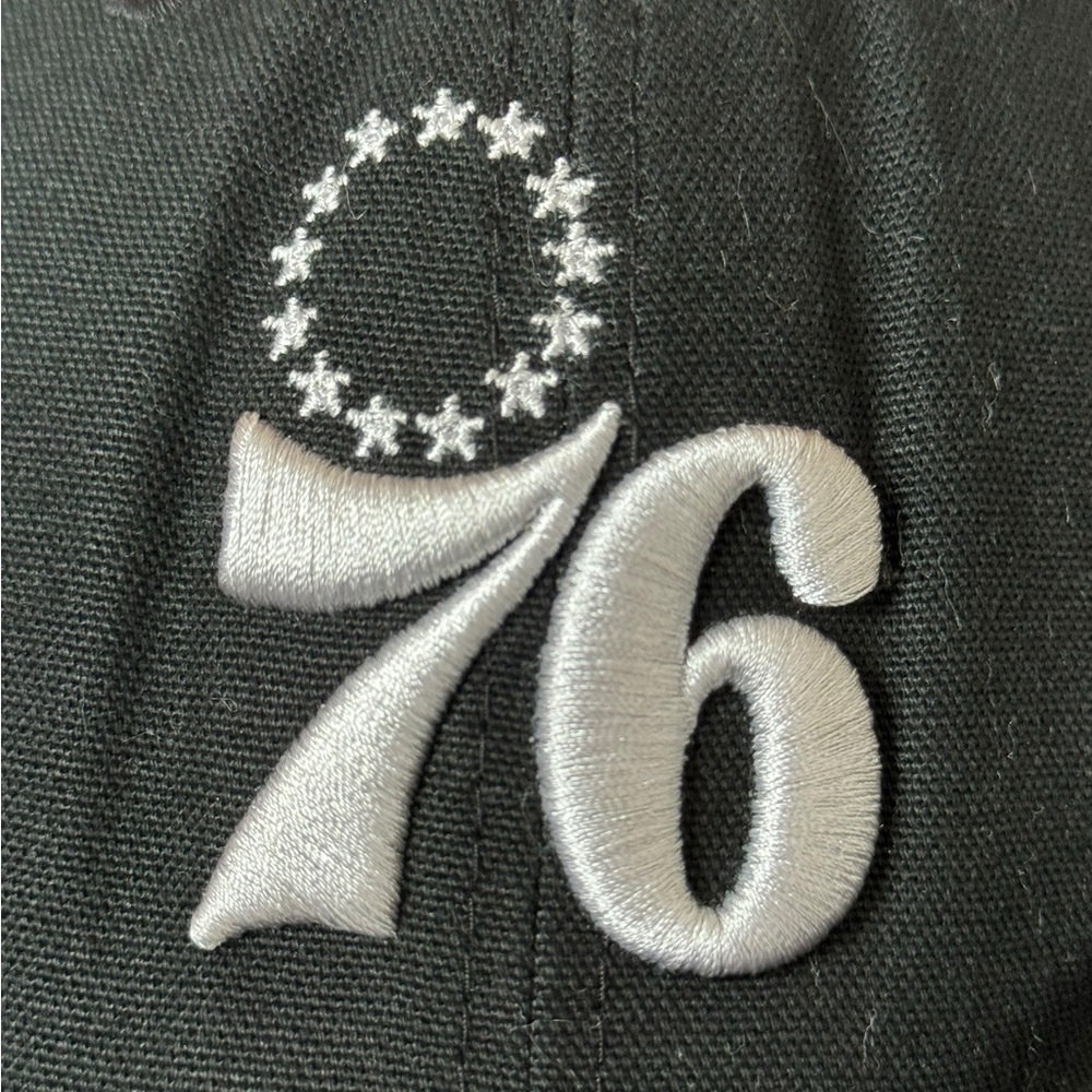 New Era Black and White 76 Cap - Picture 7 of 16